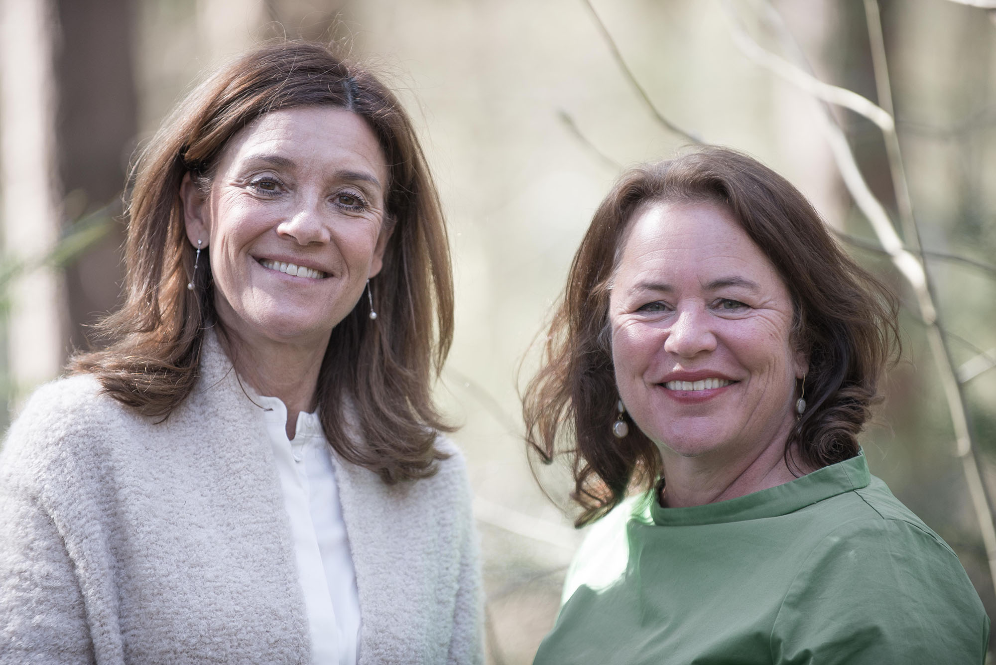 Florien Bausch en Ernestine Schultz van Haegen foto